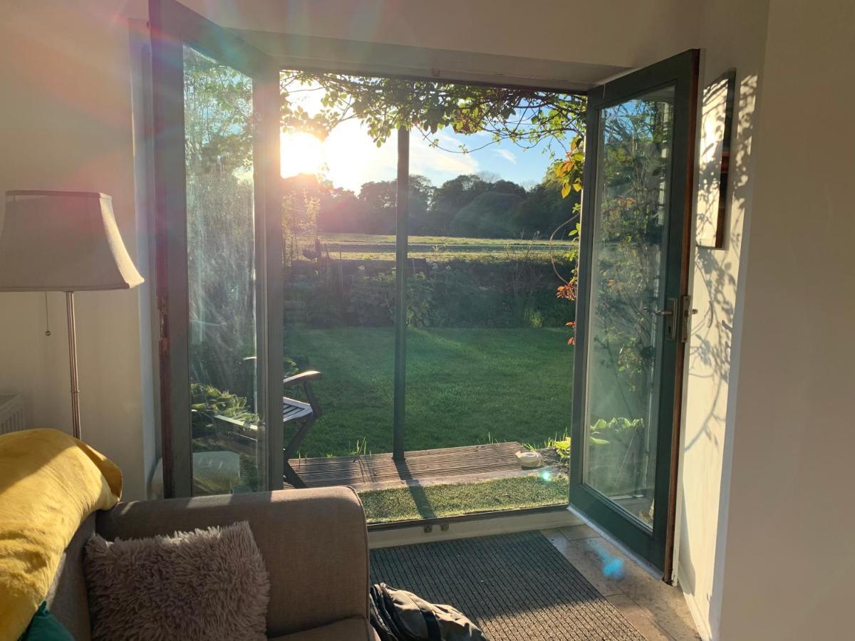 Spacious With Spectacular Views And Private Garden Vila Buxton  Exterior foto